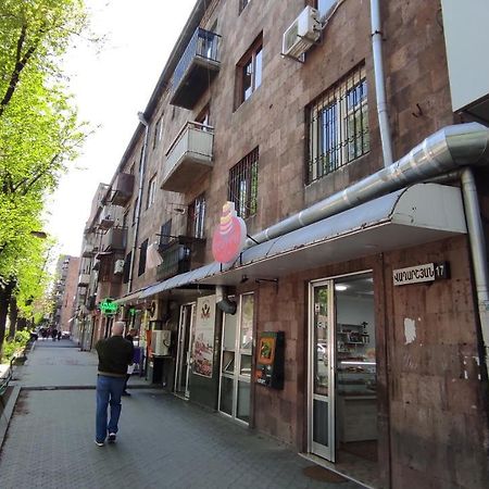 Appartment Lux, 2 Bedroom Erivan Exterior foto