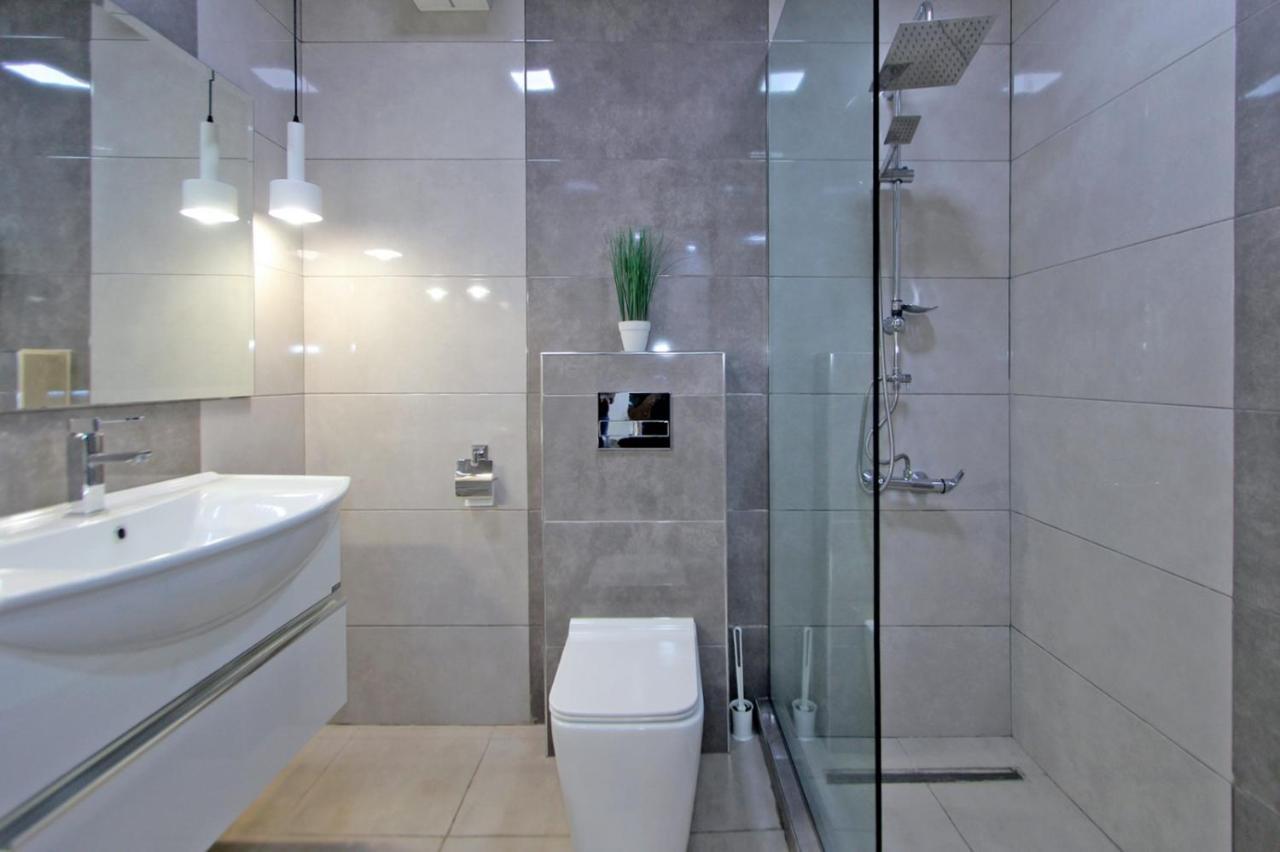 Appartment Lux, 2 Bedroom Erivan Exterior foto