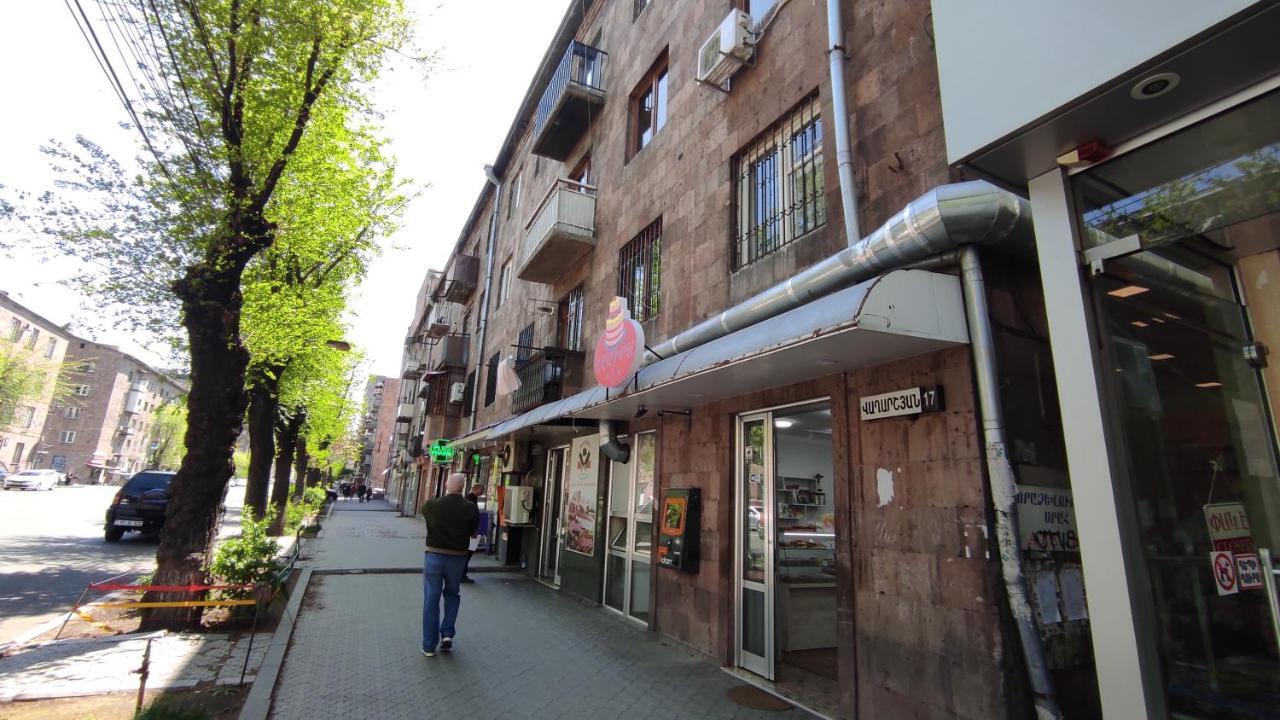 Appartment Lux, 2 Bedroom Erivan Exterior foto